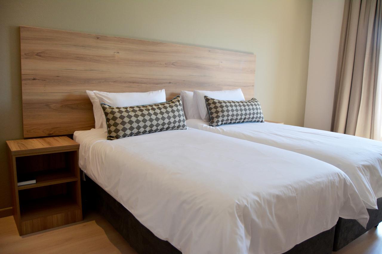 Regal Inn Hotel Midrand Zewnętrze zdjęcie
