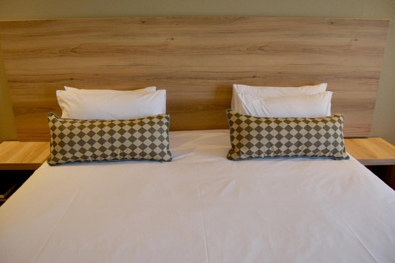 Regal Inn Hotel Midrand Zewnętrze zdjęcie